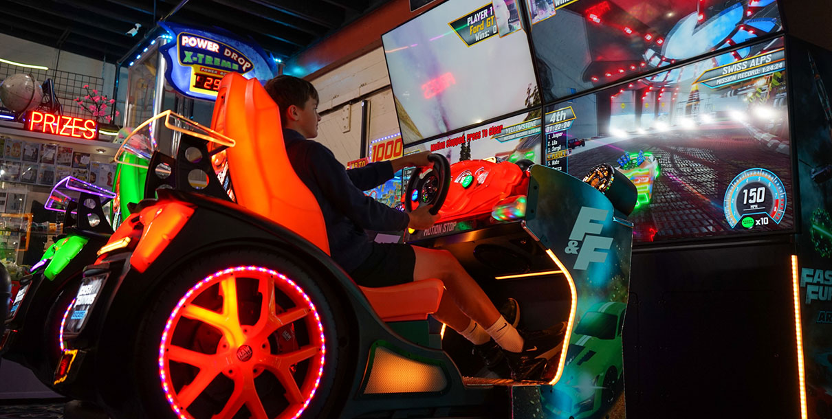 Arcade-Racing-Game-3.jpg
